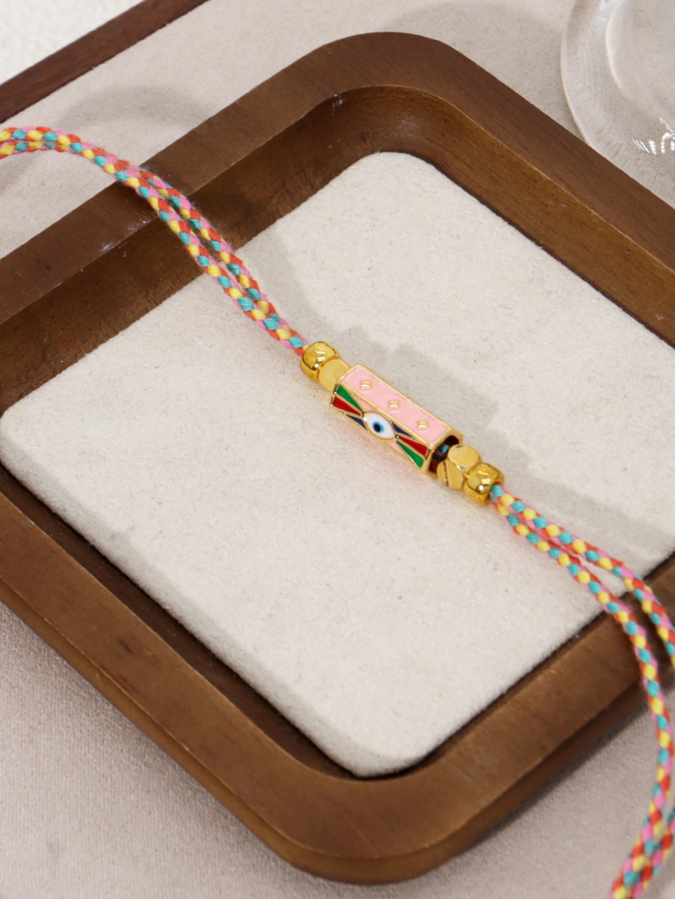 Collana con ciondolo in corda intrecciata fatta a mano in stile tribale con ciondoli a lettera per gioielli da donna con accessori per feste