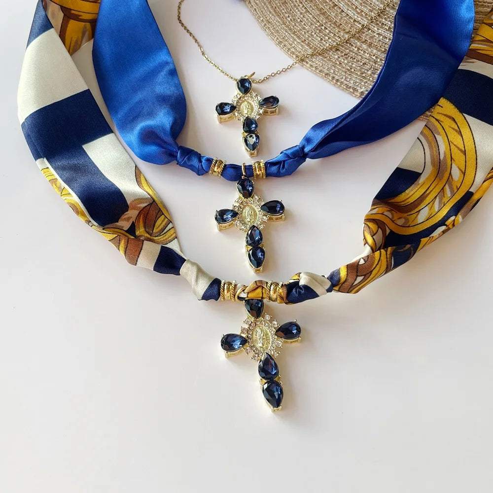 Collana con Ciondoli in Tessuto Bohemien a Tema Vita Marina, Cuore, Ciliegia, Tulipano, Fiore - Gioielli da Vacanza, Regalo per Lei
