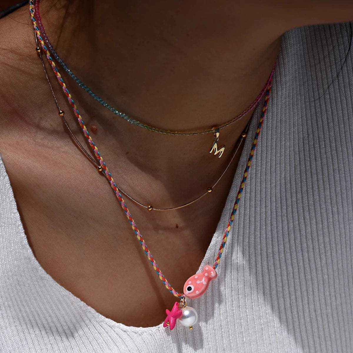 Collana colorata con ciondolo a forma di pesce in ceramica bohémien per donna, girocollo regolabile in corda multicolore, perfetta per le vacanze estive al mare