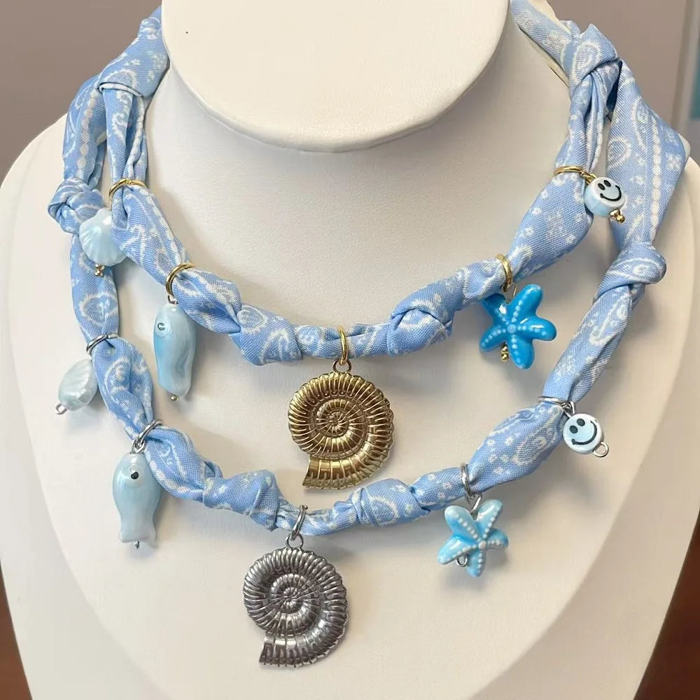 Collana con Ciondoli in Tessuto Bohemien a Tema Vita Marina, Cuore, Ciliegia, Tulipano, Fiore - Gioielli da Vacanza, Regalo per Lei