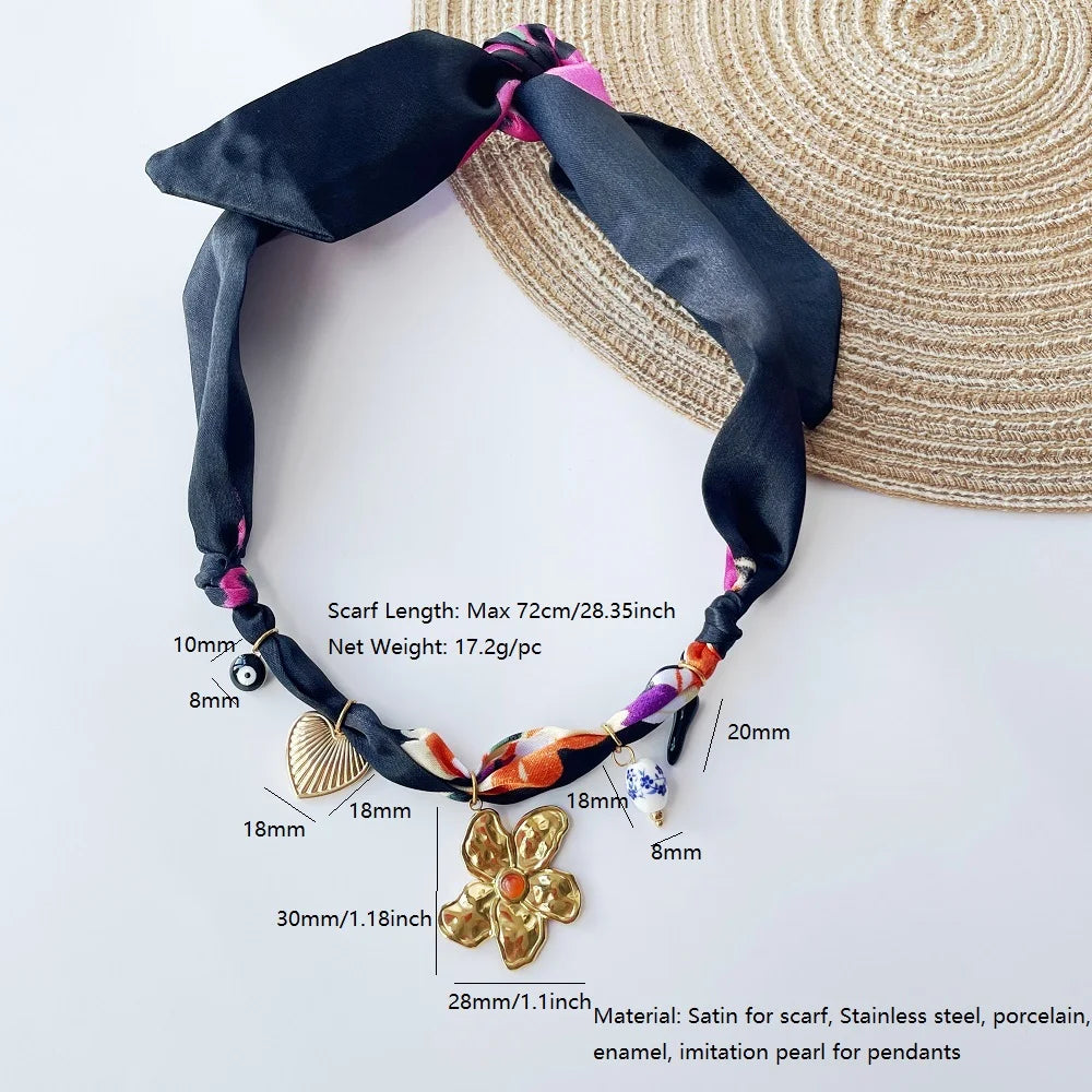 Collana con Ciondoli in Tessuto Bohemien a Tema Vita Marina, Cuore, Ciliegia, Tulipano, Fiore - Gioielli da Vacanza, Regalo per Lei