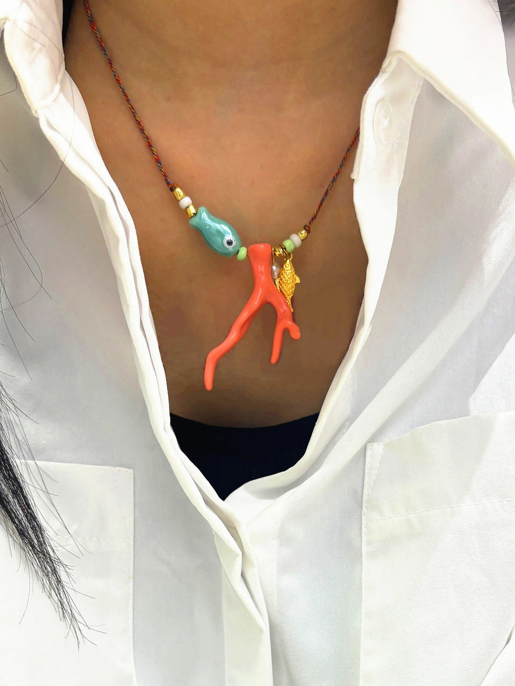 Collana con ciondolo corallo