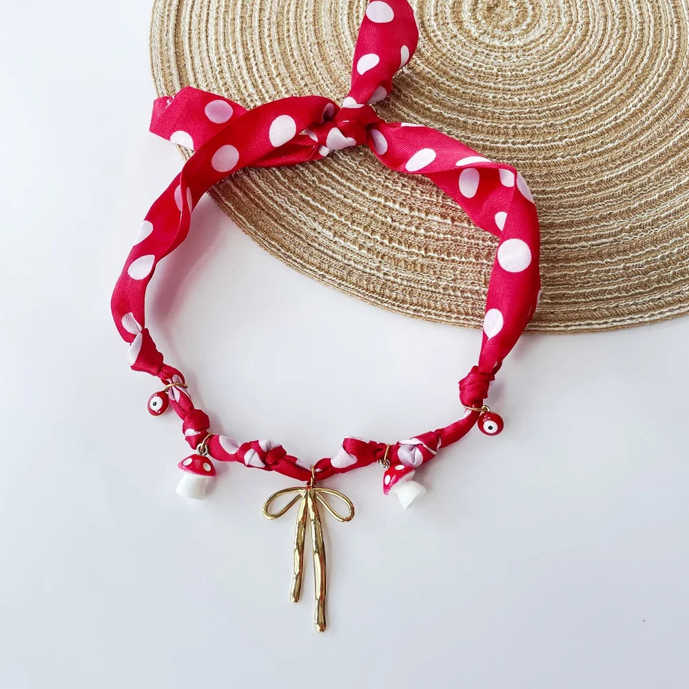 Collana con Ciondoli in Tessuto Bohemien a Tema Vita Marina, Cuore, Ciliegia, Tulipano, Fiore - Gioielli da Vacanza, Regalo per Lei