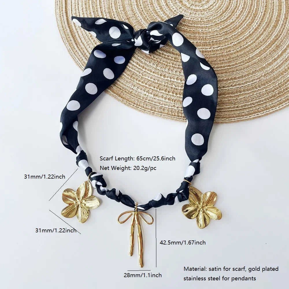 Collana con Ciondoli in Tessuto Bohemien a Tema Vita Marina, Cuore, Ciliegia, Tulipano, Fiore - Gioielli da Vacanza, Regalo per Lei