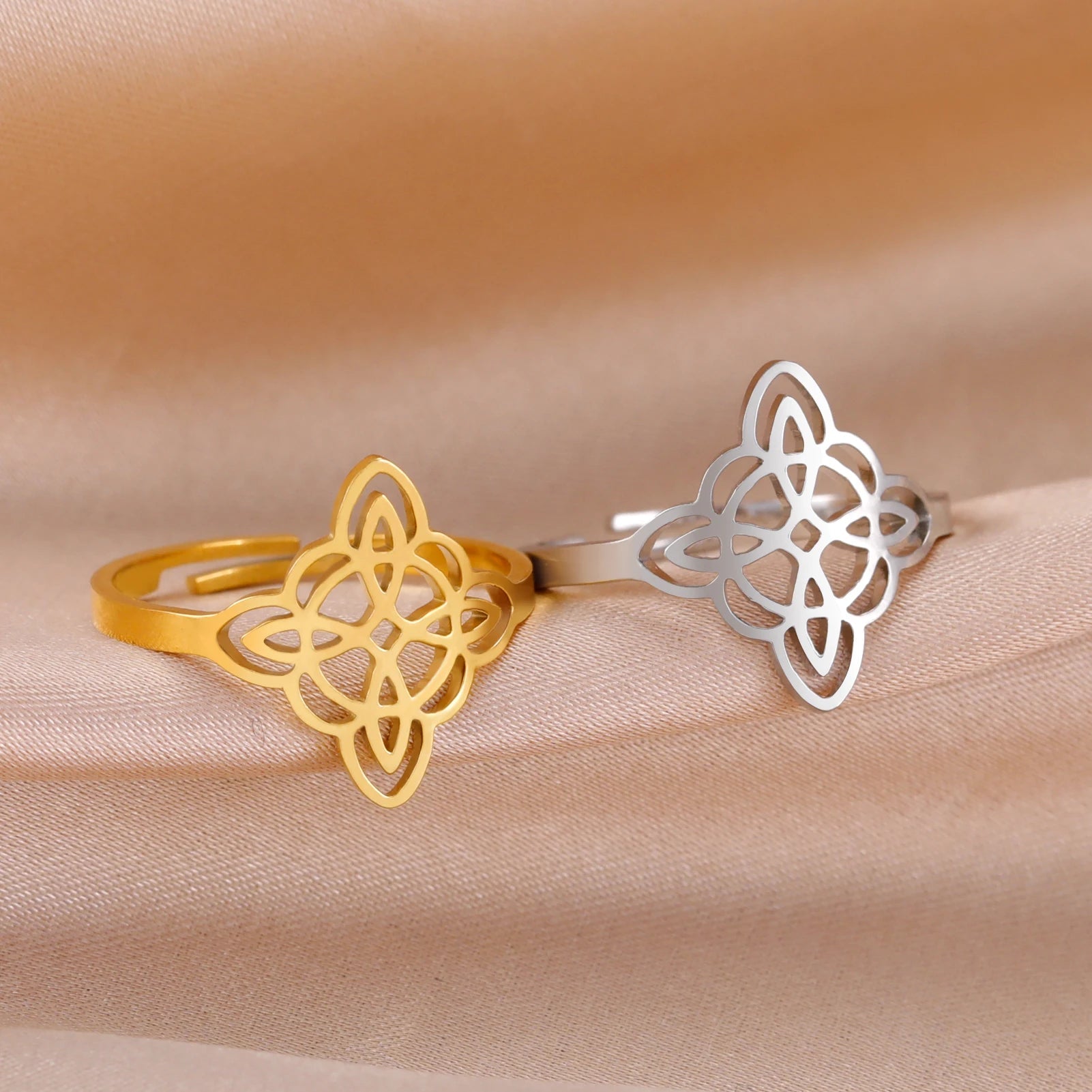 Collana con ciondolo nodo strega Wicca - Glow