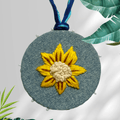collana con medaglione ricamato a mano 🌼 Denim - Glow