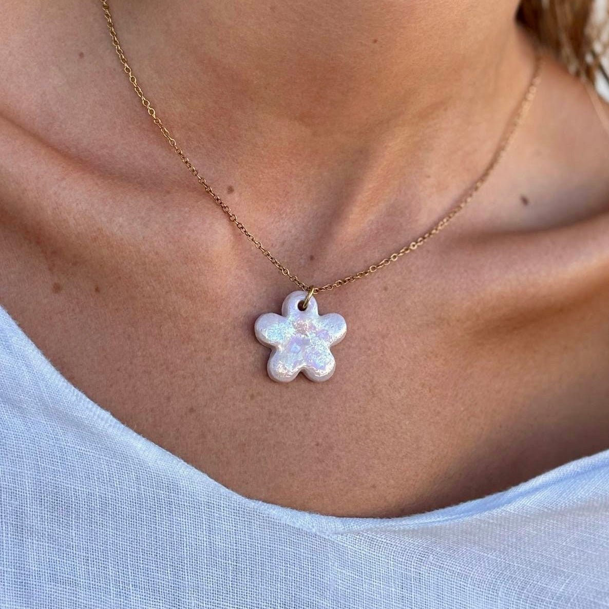 Lillium | Handcrafted pearl - pink floral ceramic necklace - Glow