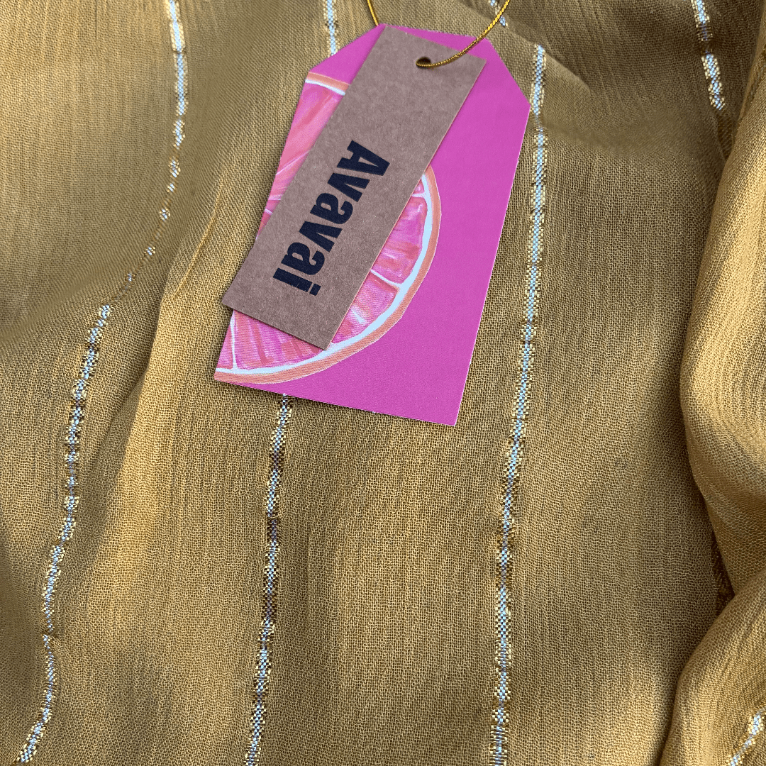 Maxi Dress a righe oro con cintura in cordoncino e nappine✨Giallo Pastello - Glow