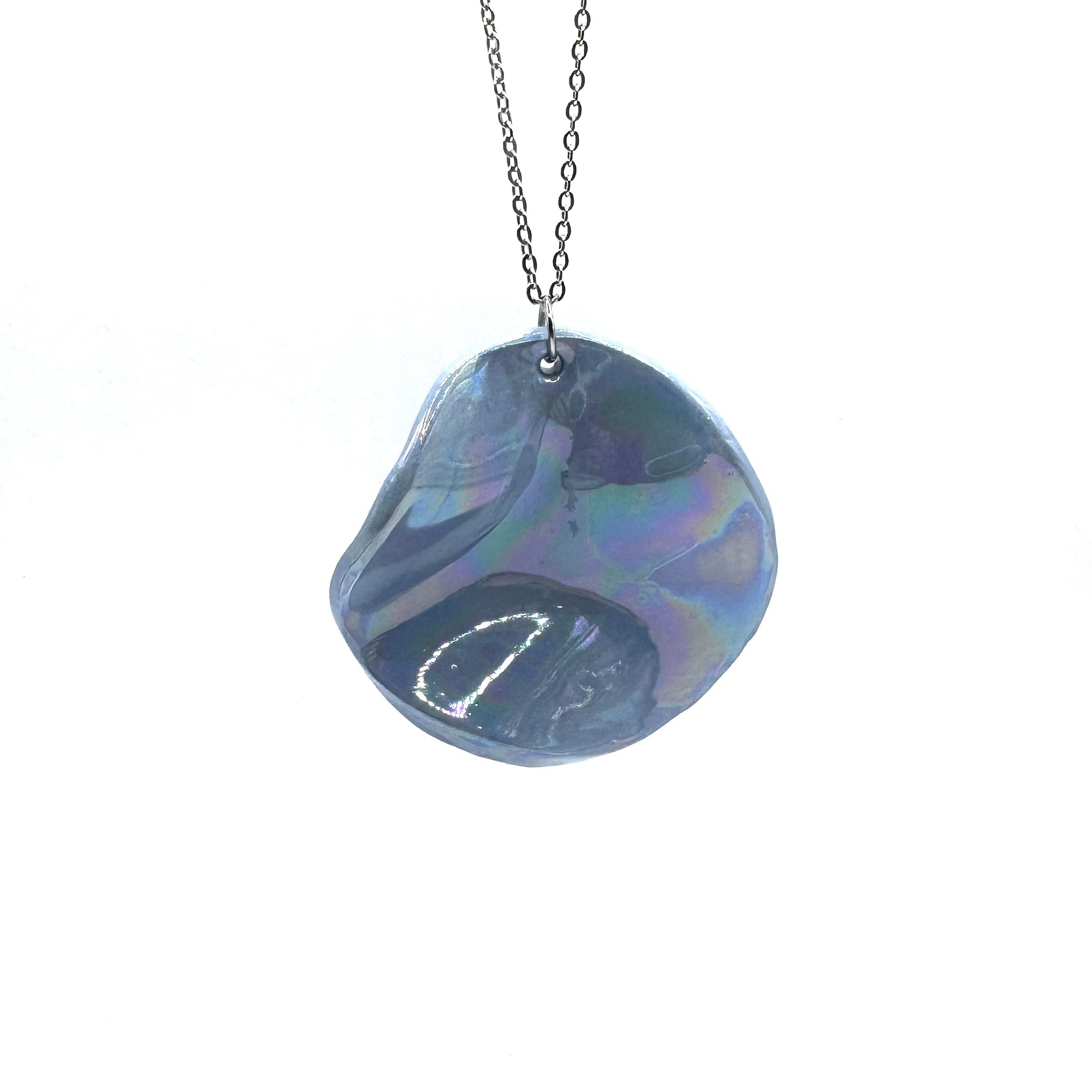 Perla | Handcrafted pearl light blue ceramic necklace - Glow