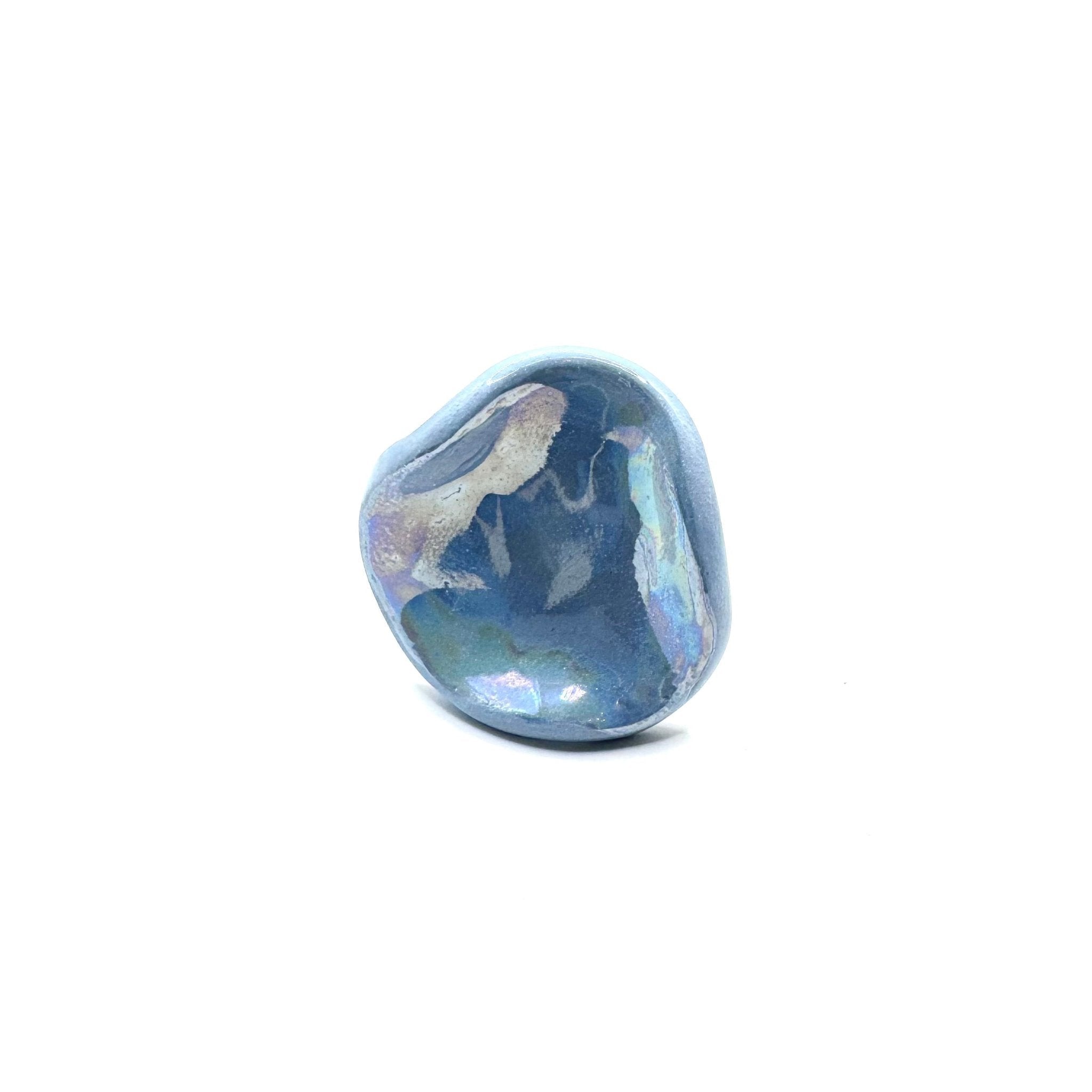 Perla | Handcrafted pearl light blue ceramic ring - Glow